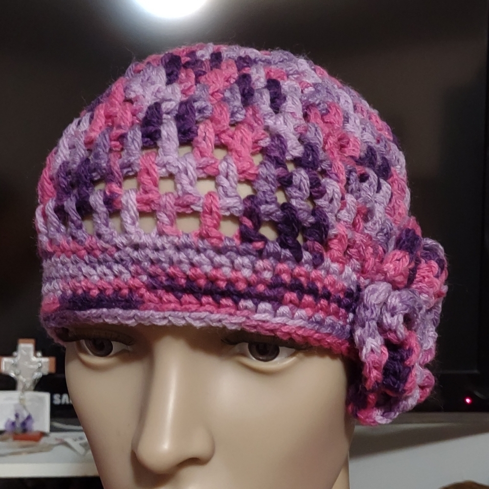 New condition handmade hat for girls